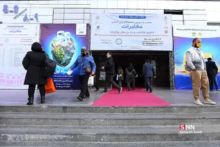 بازدید وزیر ارتباطات از نمایشگاه تلکام ۱۴۰۰