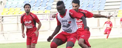رادو و منشا ایران را ترک کردند