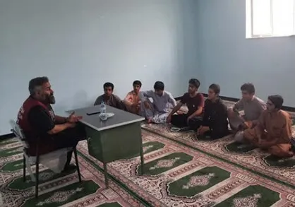 ارائه خدمات بهداشتی و درمانی به دانش&zwnj;آموزان روستای عشایری حرمک شهر زاهدان