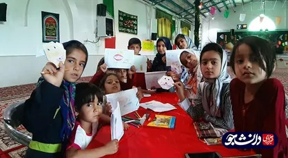 ۶ دانشجوی دختر دانشگاه پیراپزشکی فردوس در اردوی جهادی روستای خانیک شرکت کردند