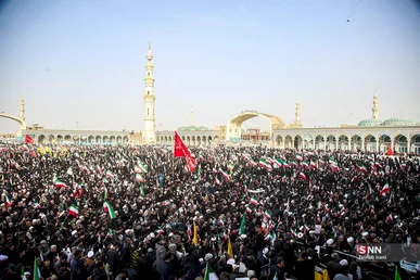 اجتماع بیعت با آیت‌الله سید مجتبی خامنه‌ای در مسجد مقدس جمکران