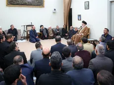 خط ائمه «خط ایستادگی و استقامت» و درس ائمه «درس منطق و استدلال» است