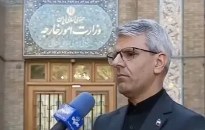 آیا بعد از دیدار&zwnj;های امروز مقامات پاکستانی به توافق نزدیکتر شدیم؟ / بقایی: &laquo;خیلی دور شدیم خیلی نزدیک شدیم!&raquo;