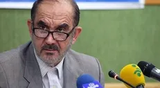 واکنش بسیج دانشجویی به جذب برخی مسئولان دولتی به عنوان هیئت علمی در دانشگاه علامه