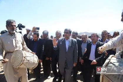بازديد وزیر میراث&zwnj; فرهنگی از پروژه گردشگری بام&zwnj; بهشت کرمان