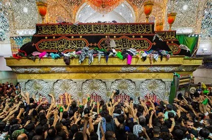 اباعبدالله الحسین(ع)، کسی که خدا هم او را زیارت می&zwnj;کند
