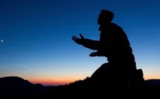 خواندن نماز شب چه آثار و برکاتی برای انسان دارد؟