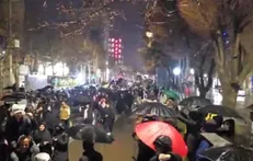 باران و بمباران باعث نیامدن مردم بروجرد به خیابان نشد