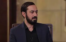 گاهی در جلسه هیئت دولت وزیر میگفتند فلان کالا این قیمت را دارد، اما شهید رئیسی محکم جلوی حرف وزیر می‌ایستاد و میگفت نخیر متفاوت هست