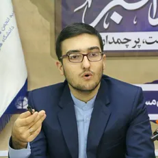 پاکدستی کارگزاران نظام را در معرض دید عموم بگذاریم
