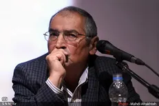 زیباکلام: کارگزاران و حزب مشارکت در سیاست ایران تمام شده‌اند
