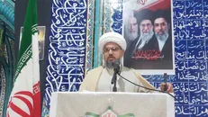 انتقاد امام جمعه فهرج از عدم حضور میدانی برخی از مدیران استان در مناطق محروم / استمداد از رئیس‌جمهور برای حل مشکل فروش و صادرات خرما