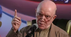 پاسخ بدعهدی‌های آمریکا را ملت روز ۱۳ آبان می‌دهد/ دولت بداند که قدرت دفاعی قابل معامله نیست