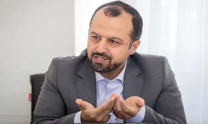 استفاده از سامانه&zwnj;های الکترونیکی برای مبارزه با فساد اداری است