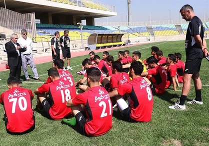 طاهری در محل تمرین پرسپولیس حاضر شد