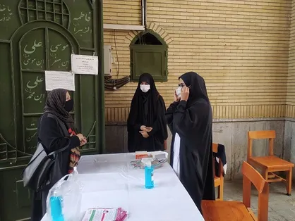 اعزام اولین گروه از سفیران سلامت بسیج دانشجویی قزوین در محله هادی آباد برای مقابله با کرونا
