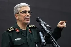نیروهای انتظامی در شورش‌های اخیر حتی یک مورد هم با اسلحه به خیابان نیامدند