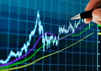 بازی ترامپ ادامه دارد/ برخلاف شرایط مطلوب داخلی، بازار سرمایه محتاط است