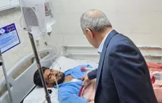 عیادت رئیس جمهور از مجروحین حادثه انفجار بندرعباس