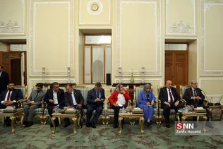 دیدار نائب‌‌ رئیس مجلس عراق با علی لاریجانی