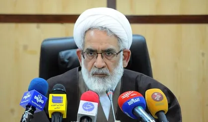 دکتر علم الهدی: ضرورت تشکیل شورای پژوهشی برای دوری از موازی کاری در دستگاه قضا/ حجت الاسلام والمسلمین منتظری: تمرکز کار&zwnj;های پژوهشی در دستگاه قضا را دنبال خواهم کرد
