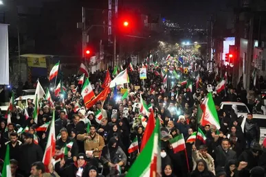 درخواست یک‌صدای ده‌ها هزار کرمانشاهی از نیروهای مسلح: از دشمن انتقام بگیرید