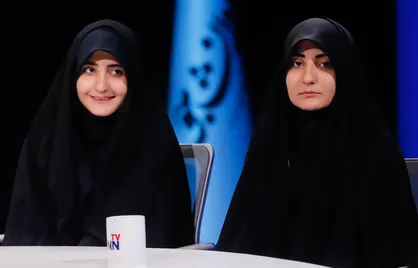فیلم کامل گفتگوی جذاب دوقلو&zwnj;های تک&zwnj;رقمی کنکور انسانی ۱۴۰۴