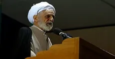 تذکر امام جمعه موقت اصفهان درباره ورود جریانات به دانشگاه‌ها