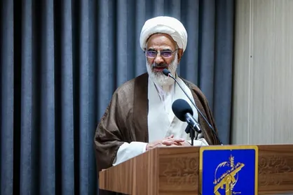 حجت&zwnj;الاسلام حاجی&zwnj;صادقی:استقامت خانواده شهدا دشمن را عصبانی می&zwnj;کند