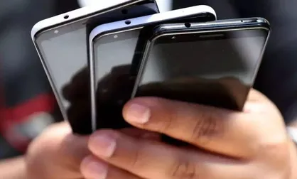 افزایش ۱۲۲ درصدی واردات موبایل طی ۷ ماه