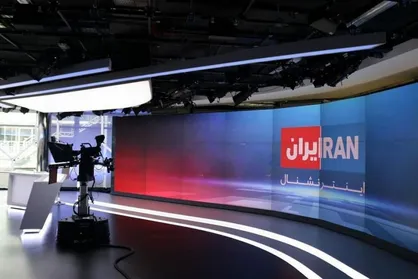 وقتی رئیس سابق دفتر فرح پهلوی از شجاعت خلبان ایرانی انگشت به دهان ماند + فیلم