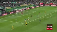 ضربه خطرناک بازیکن اکوادور از کنار دروازه مکزیک به بیرون رفت / مکزیک 0 - 0 اکوادور