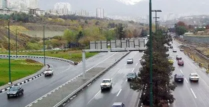 احداث پهلوگاه اضطراری در حاشیه بزرگراه شهید چمران