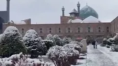 اصفهان با برفشم قشنگه