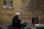 یادگاری های انقلاب بر در و دیوار شهر قم