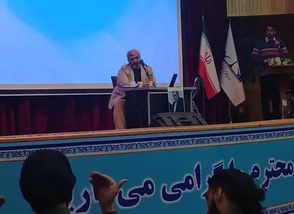 همایش سیاسی بصیرتی &laquo;سقوط یا پایان؟&raquo; در دانشگاه علوم و تحقیقات برگزار شد