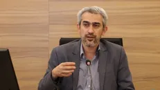 وزیر اقتصاد جنگ؛ واکنش بسیج دانشجویی دانشگاه شریف در پی انتخاب وزیر اقتصاد