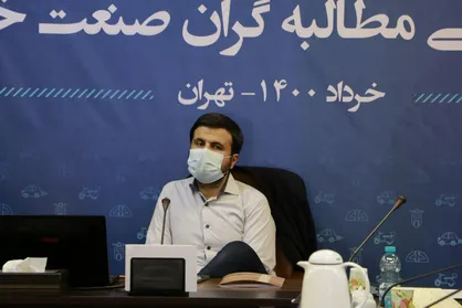 سیاست نادرستی در حوزه خودرو حکمفرماست