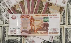 کارشناس مصری: قاهره اولین میخ را بر تابوت دلار زد