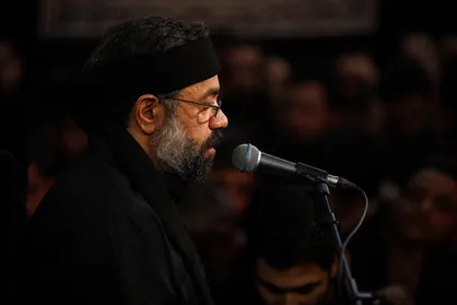 فیلم/ مداحی حاج محمود کریمی شب هفتم محرم ۱۴۳۹