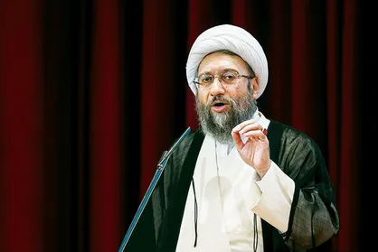 سپاه از ناملایمات نرنجد، نیروی انتظامی عقب&zwnj;نشینی نکند/ مأموریت معاون اول قوه قضائیه برای تهیه طرح تأمین امنیت اقتصادی