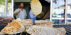 ۲۵ توصیه طلایی برای پیشگیری از کرونا در نانوایی‌
