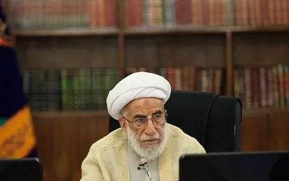 آیت&zwnj;الله جنتی: تسخیر لانه جاسوسی از معجزات الهی بود
