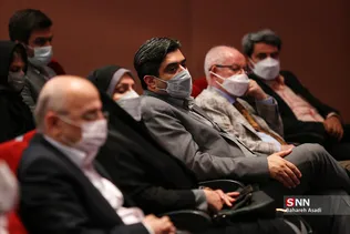 اعطای درجه یک هنری طراحی پارچه و لباس