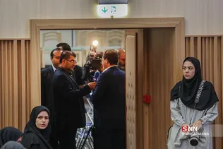 یقع