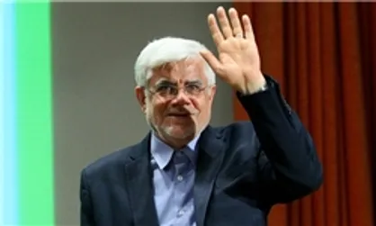 &laquo;محمدرضا عارف&raquo; رئیس فراکسیون امید مجلس ماند