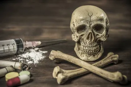 قابلمه غذا داخل یخچال محل نگهداری مواد مخدر