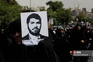 مراسم تشییع پیکر مطهر ۱۵۰ شهید دفاع مقدس در تهران