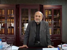 دولت صلاحیت اصلاح ساختار اداره کشور را ندارد/ درک اقتصادی رهبری دهه‌ها جلوتر از کارشناسان است