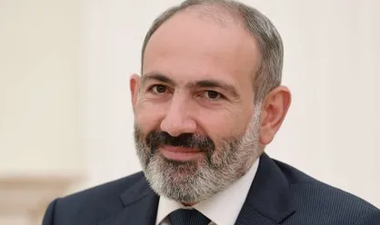 حضور ظریف در مراسم استقبال روحانی از نخست وزیر ارمنستان